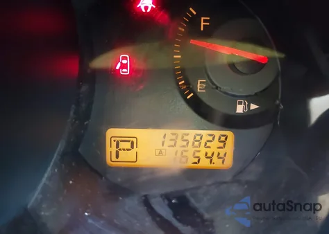 2009 Nissan Versa 1.8Sl z USA, uszkodzony, nr VIN 3N1BC13E09L372132